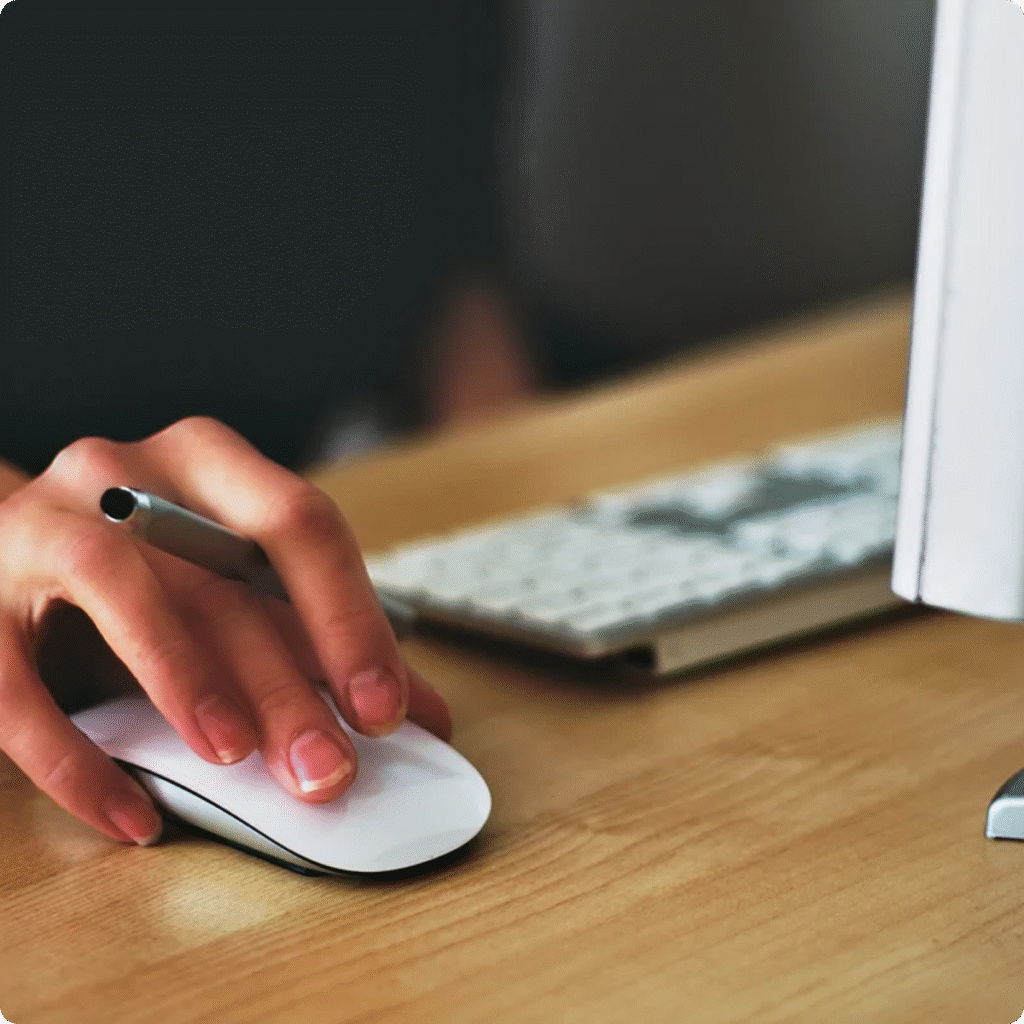 Souris sur un bureau